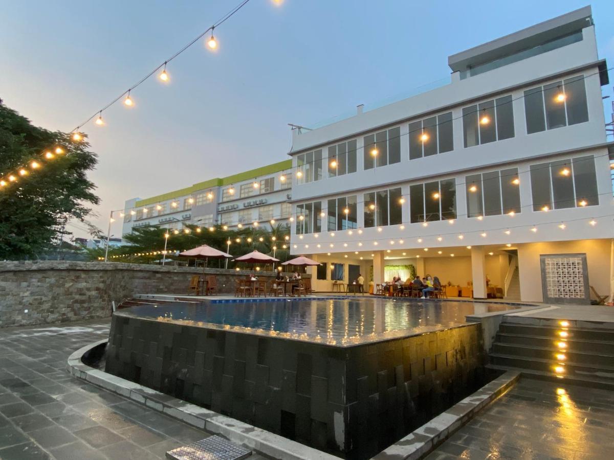 Airish Hotel Palembang Dış mekan fotoğraf