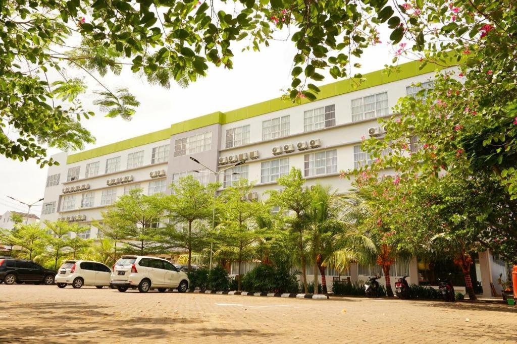 Airish Hotel Palembang Dış mekan fotoğraf