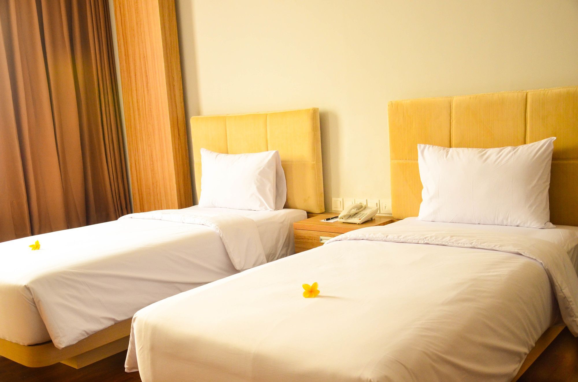 Airish Hotel Palembang Dış mekan fotoğraf