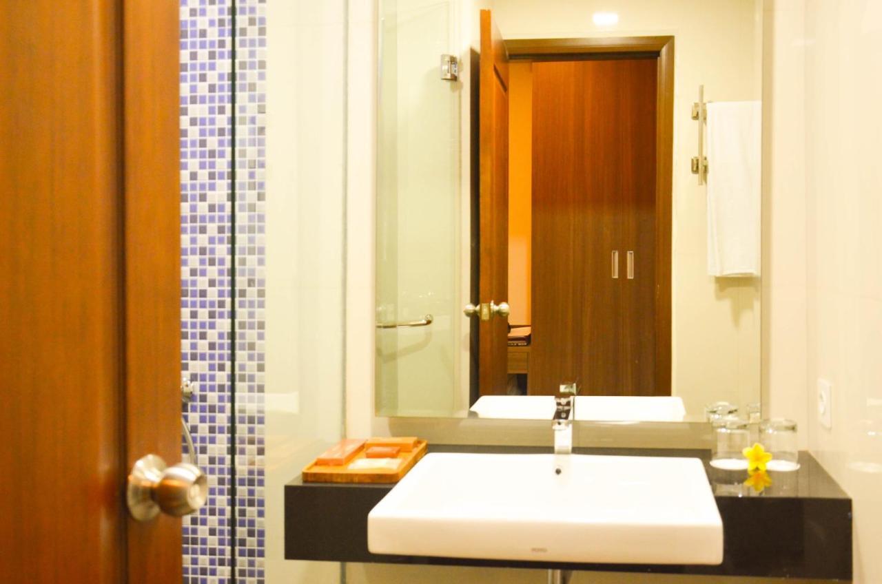 Airish Hotel Palembang Dış mekan fotoğraf