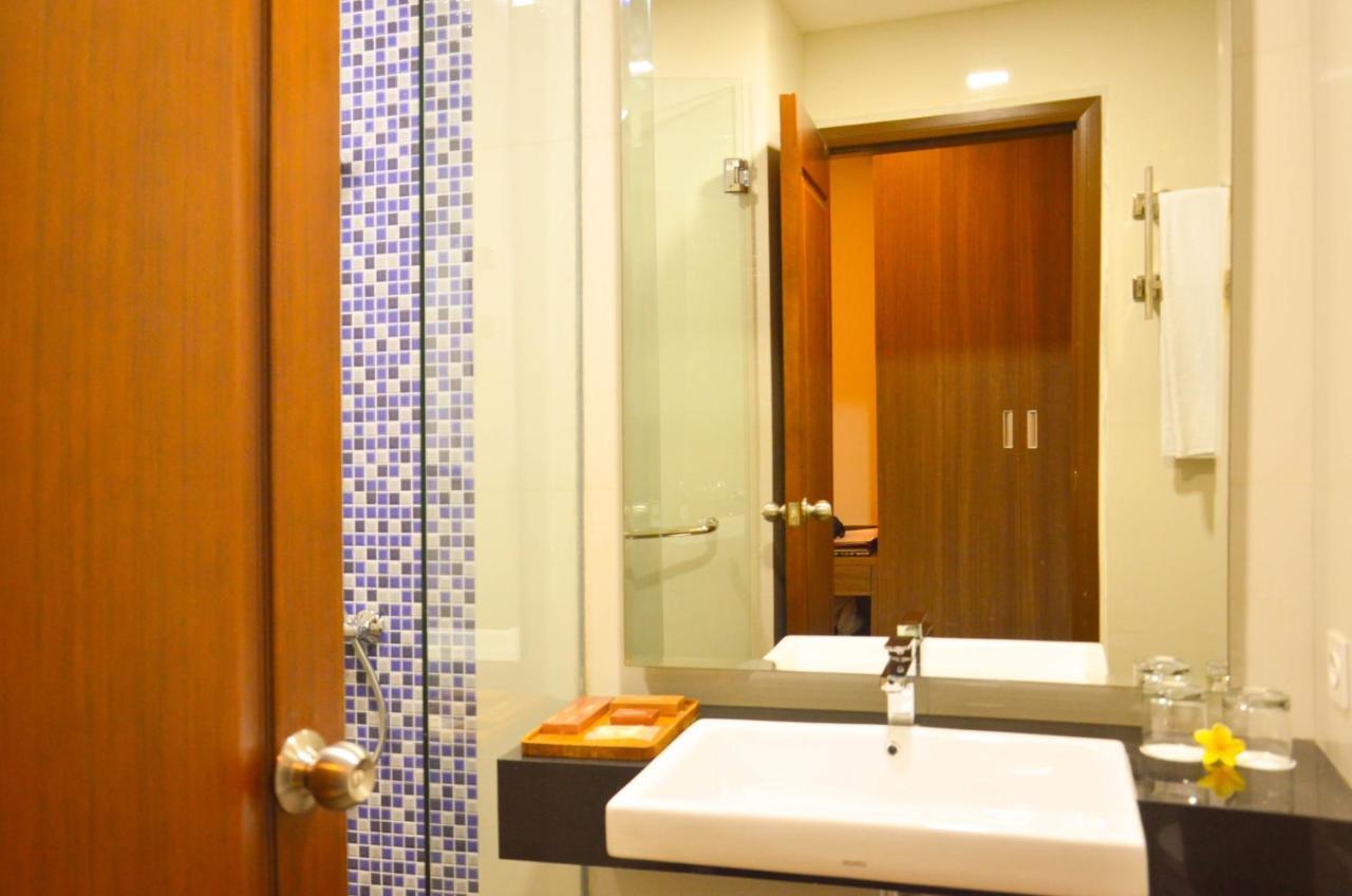 Airish Hotel Palembang Dış mekan fotoğraf