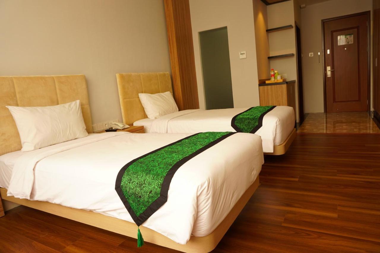 Airish Hotel Palembang Dış mekan fotoğraf